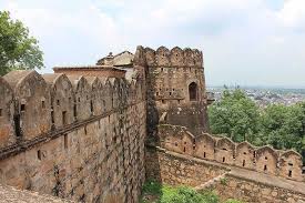 Jhansi tourist places